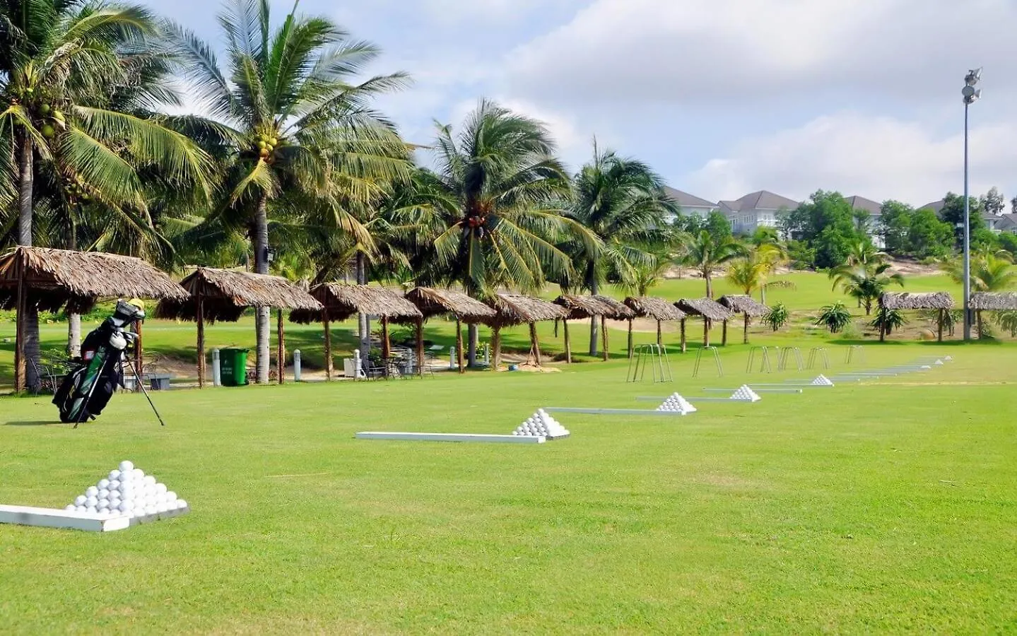 Chang Homestay Phan ThiéT Villa Sealink&Ocean Vista------------------------------------------------------Can Ho Sat Bien-------------Long-Term Rental----------Monthly Rental-------------------------------------------------------Ggle Chang Homestay M بهان ثيت شقة